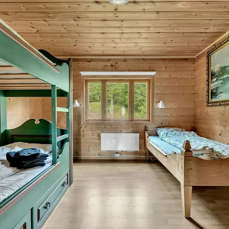 Peaceful Smallholding With Yoga